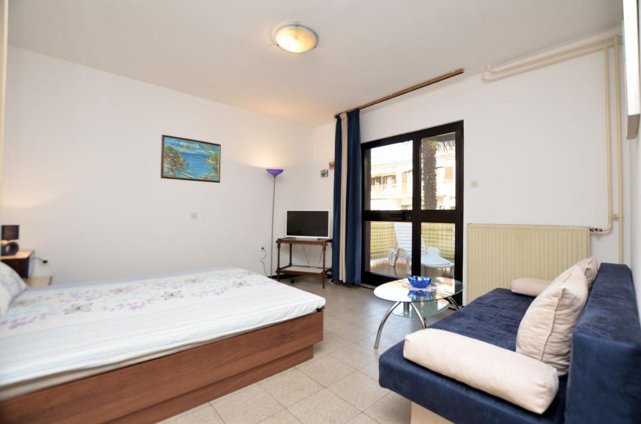 Novigrad Istria Apartments Ljiljana מראה חיצוני תמונה