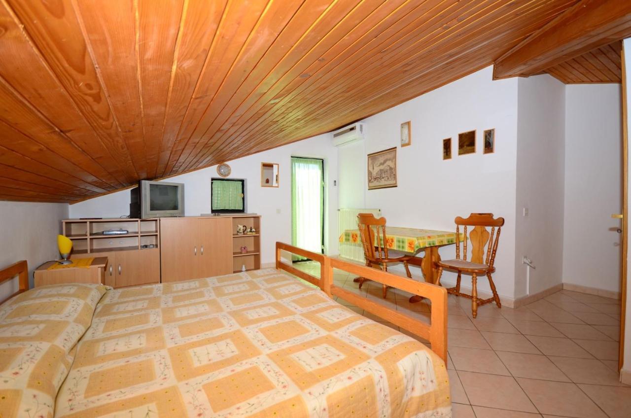 Novigrad Istria Apartments Ljiljana מראה חיצוני תמונה